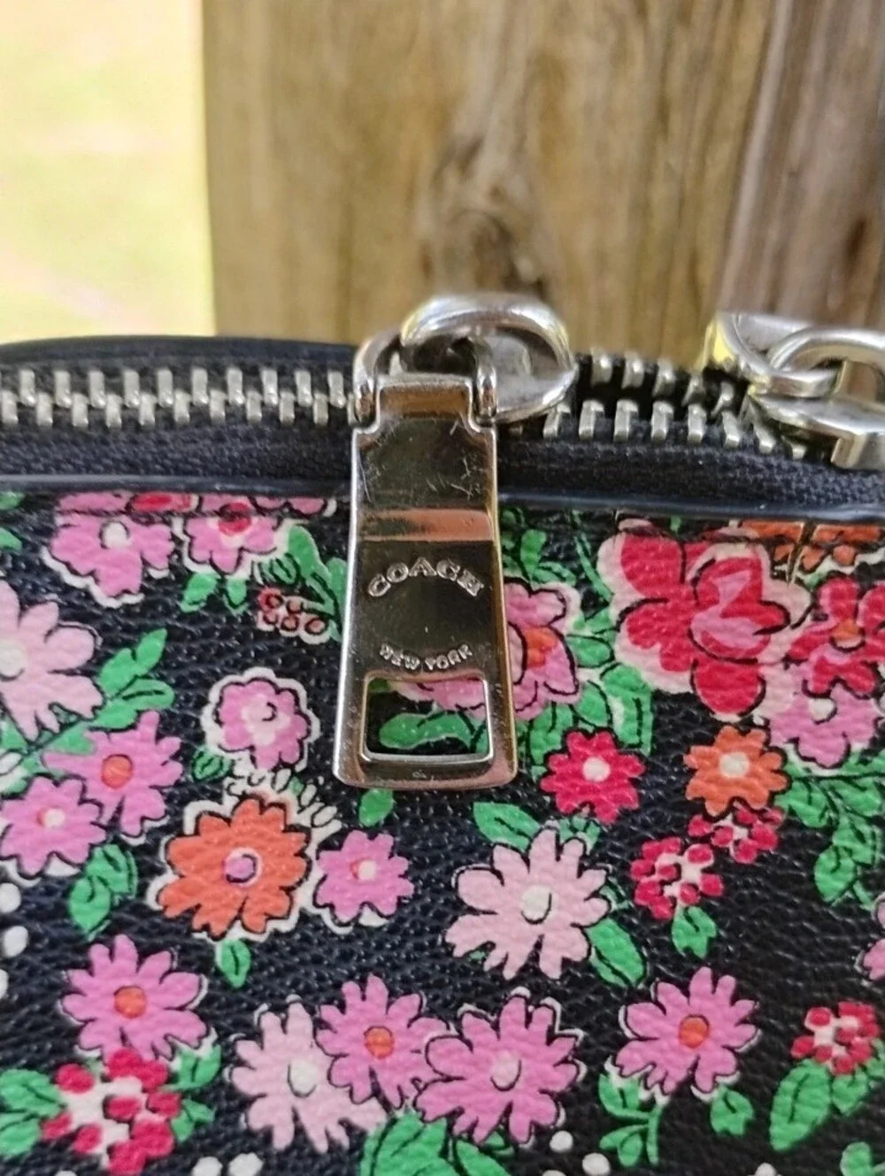 Coach chic black